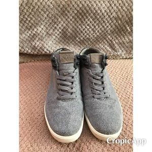 Diamond Supply Co. Gray “Miner” Fleece Shoe